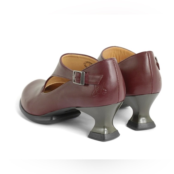 John Fluevog | Wearever Gracias side buckle shoe with cutout - Picture 17 of 17